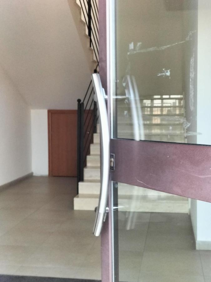 Twin House Apartment Tito Exterior photo